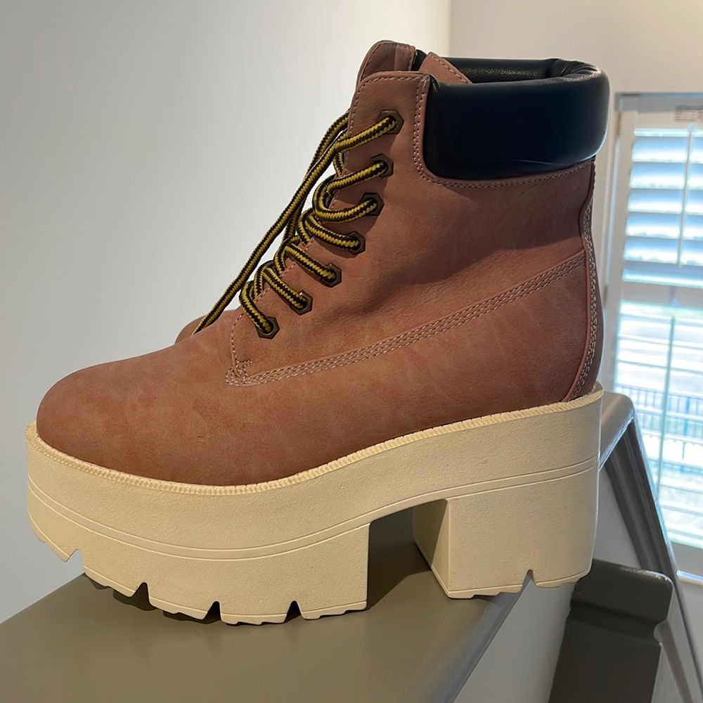 Pink platform construction boots ,new without box
